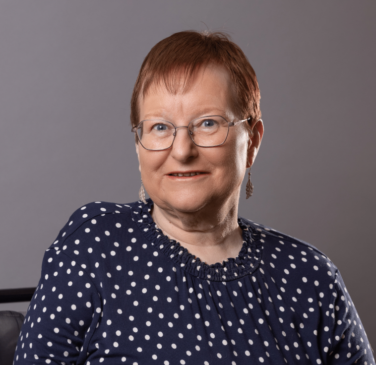 Sue Leach